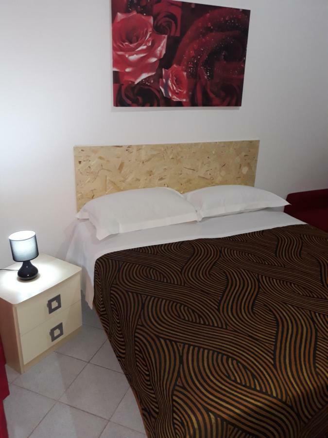 Rooms Center Wolf - Matrimoniale E Comunicanti Matera Eksteriør bilde