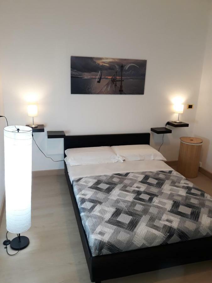 Rooms Center Wolf - Matrimoniale E Comunicanti Matera Eksteriør bilde